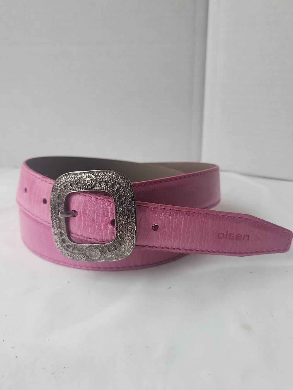 Olsen Europe Fuchsia Pink Leather Belt Ornate Silver Tone Buckle Sz 12 Western